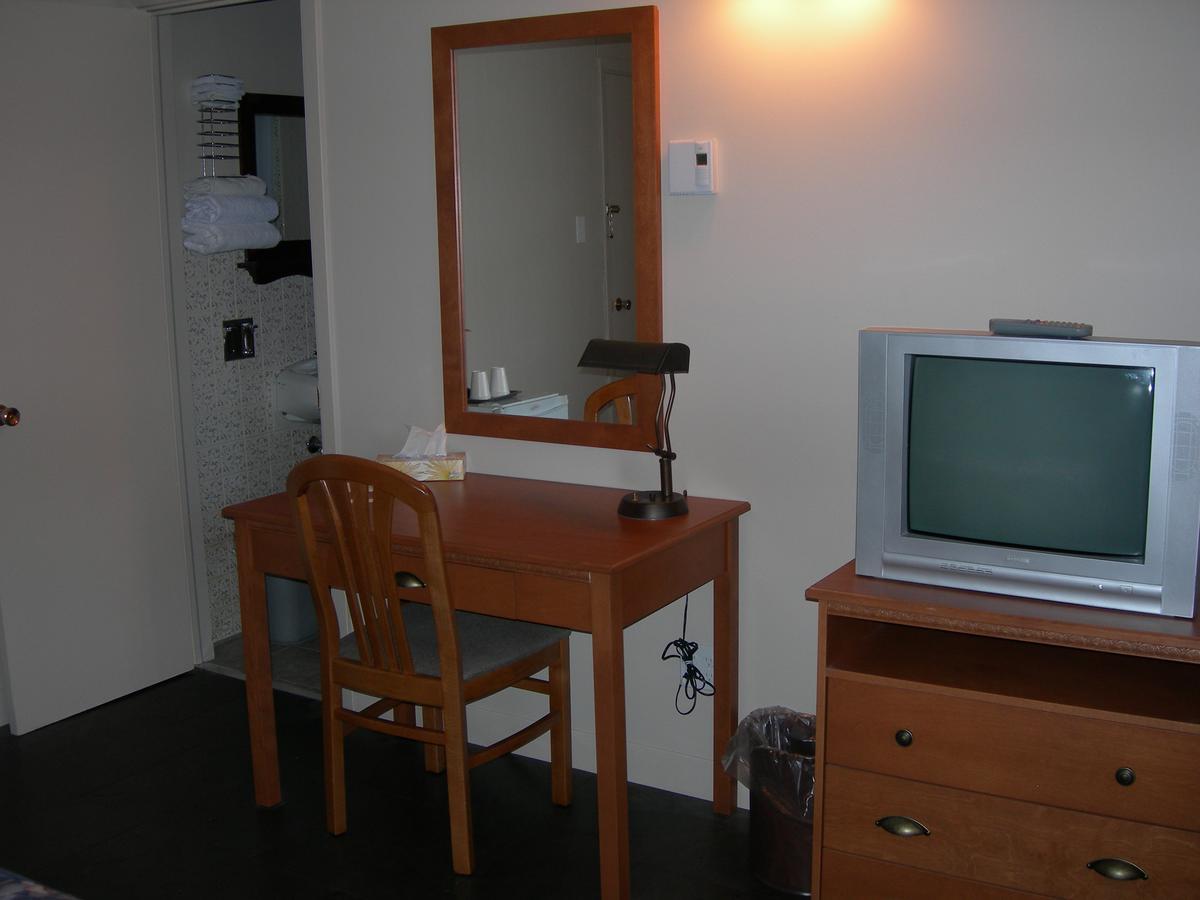 Hotel Motel Arnold Woburn Екстериор снимка